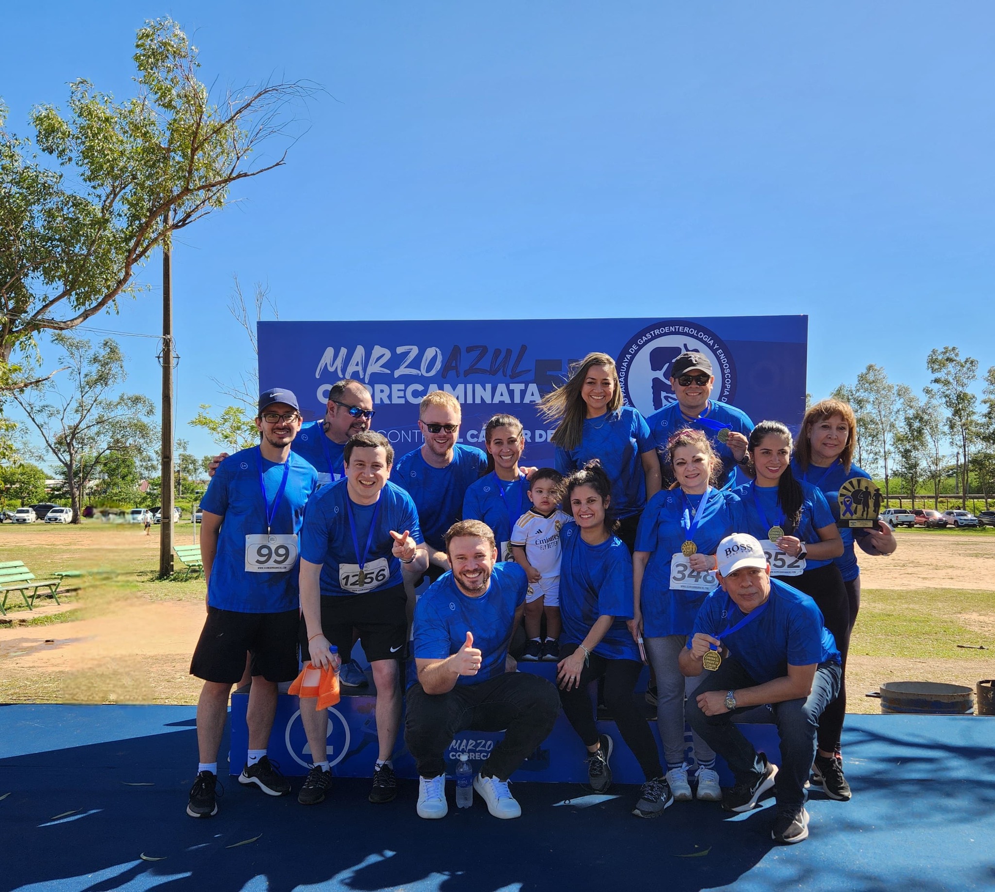 Correcaminata marzo azul